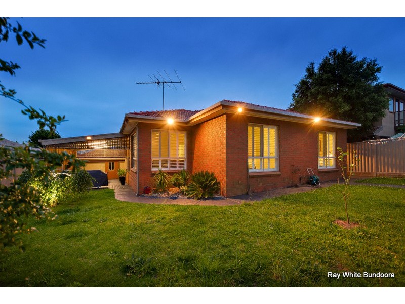 13 Cheadle Crescent, Bundoora VIC 3083