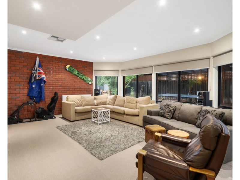 26 Romeo Court, Mill Park VIC 3082