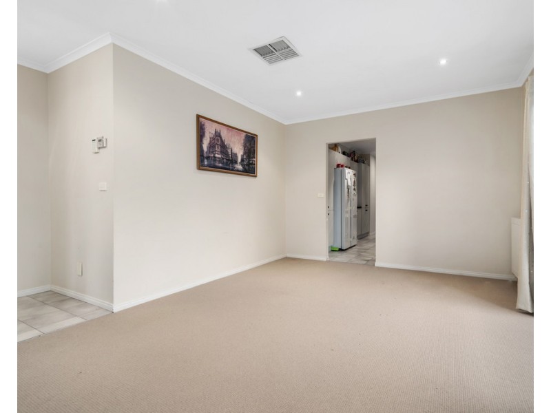 26 Romeo Court, Mill Park VIC 3082