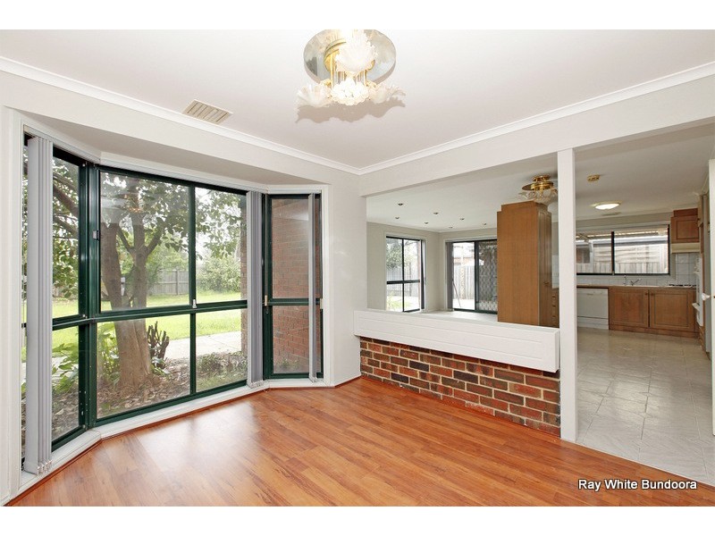 69 Hawkes Drive, Mill Park VIC 3082