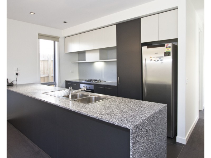 22 Ormond Boulevard, Bundoora VIC 3083