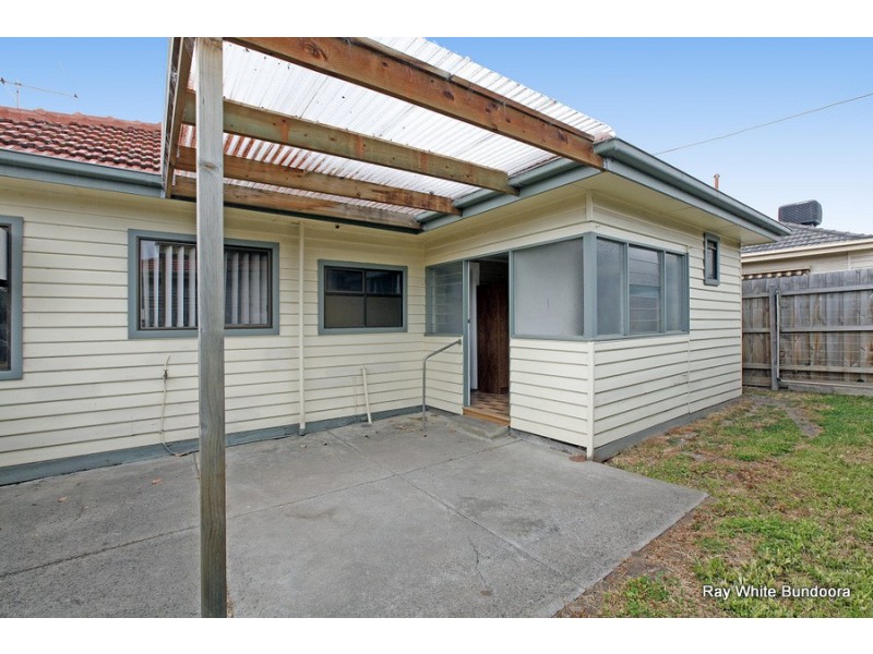 1/14 Clunes Street, Kingsbury VIC 3083