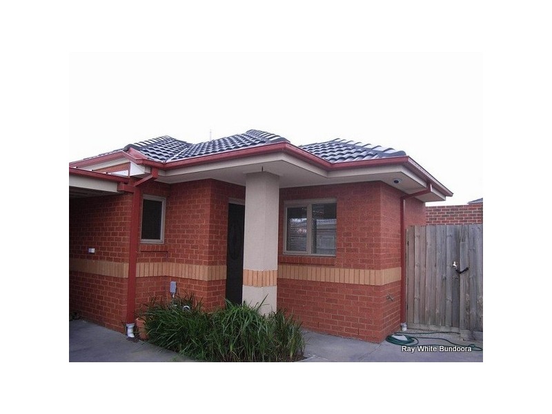 4/6 Smith Street, Reservoir VIC 3073