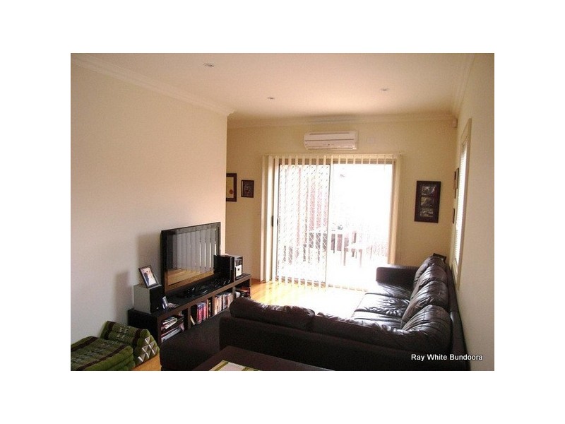 4/6 Smith Street, Reservoir VIC 3073