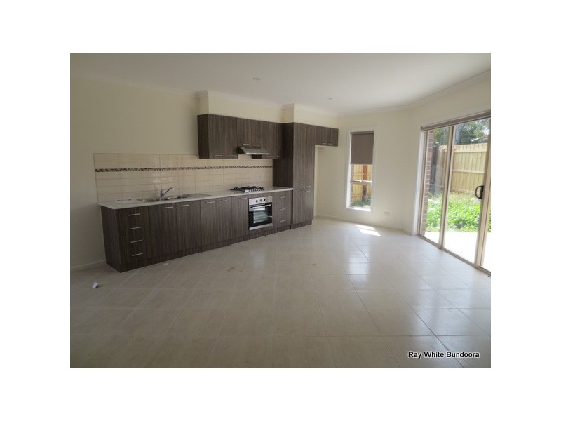 2/11 Alto Close, Bundoora VIC 3083