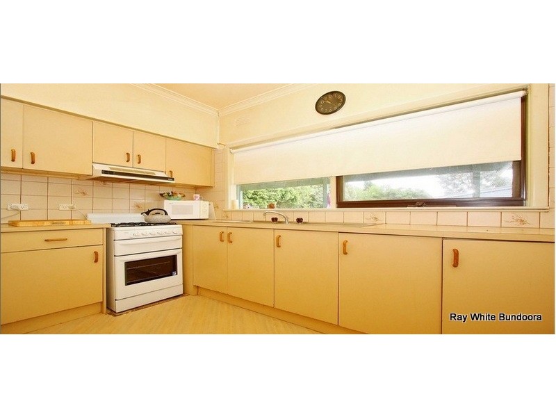 1/11 Whittier Street, Kingsbury VIC 3083