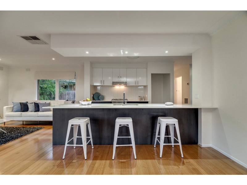 15 Champion Crescent, Bundoora VIC 3083