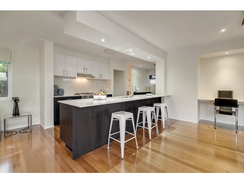 15 Champion Crescent, Bundoora VIC 3083