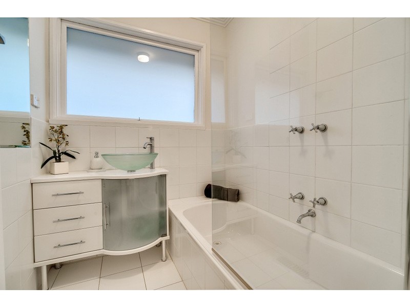 15 Champion Crescent, Bundoora VIC 3083