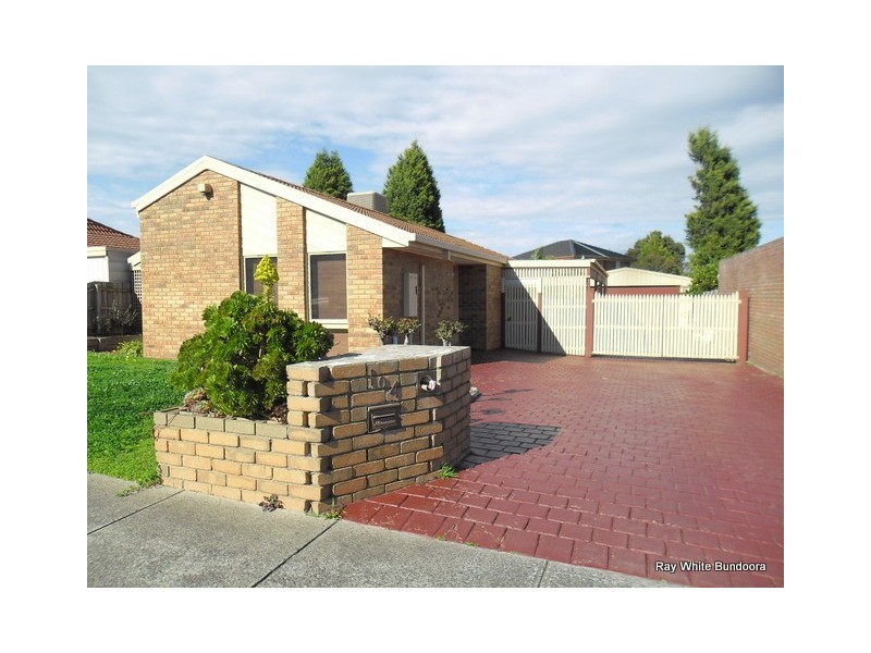 104 Garden Grove Drive, Mill Park VIC 3082