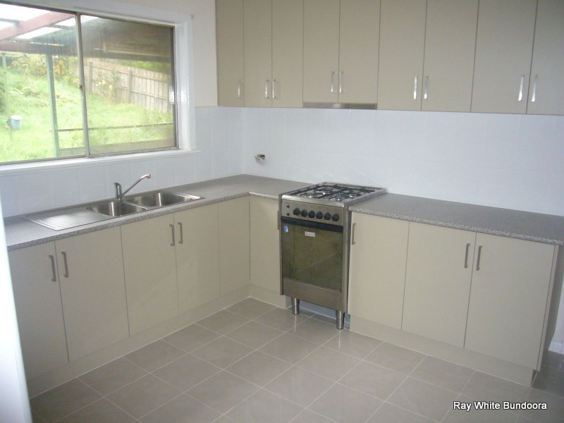 24 Keats Avenue, Kingsbury VIC 3083