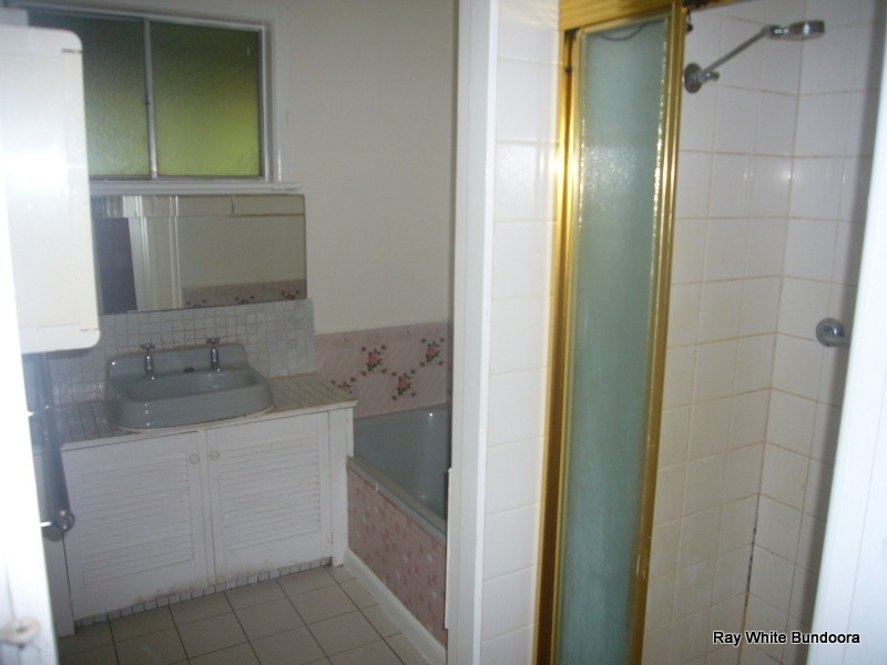 24 Keats Avenue, Kingsbury VIC 3083