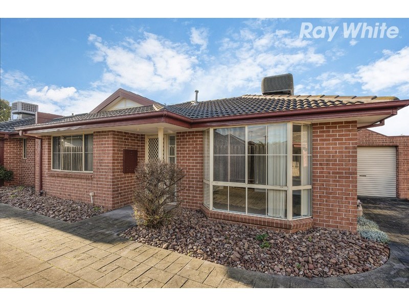 2/11 Cash Street, Kingsbury VIC 3083