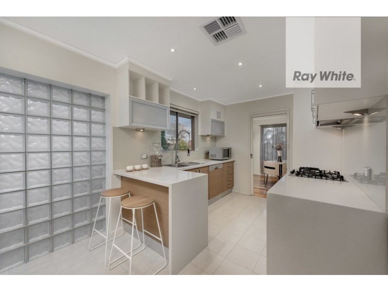 37 Greenwood Drive, Bundoora VIC 3083