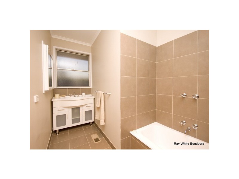 18 Gabonia Avenue, Watsonia VIC 3087