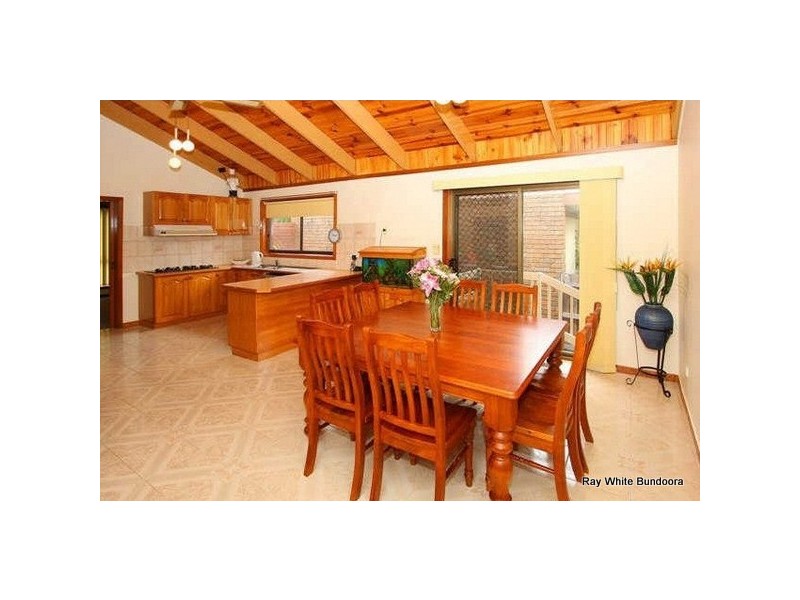 27 Azalea Avenue, Mill Park VIC 3082