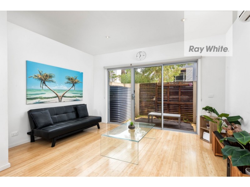 7 Grasstree Way, Bundoora VIC 3083