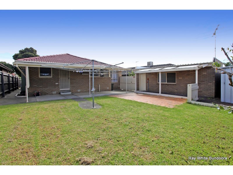 36 Lauder Drive, Bundoora VIC 3083