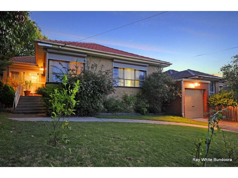 9 Flag Street, Kingsbury VIC 3083