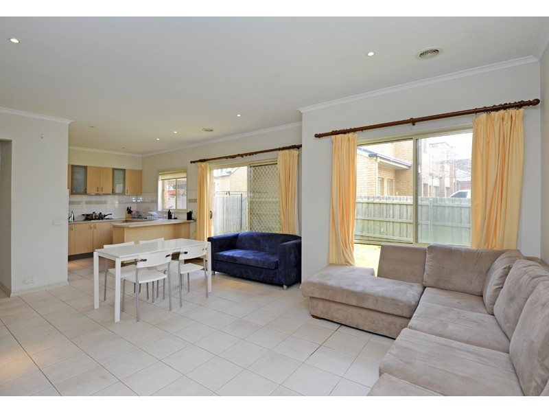 4 Oasis Place, Bundoora VIC 3083