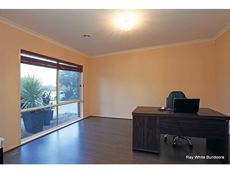 2 Chatsworth Avenue, Mernda VIC 3754