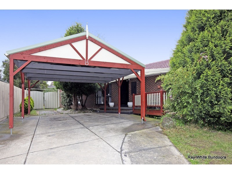 31 Buckmaster Drive, Mill Park VIC 3082