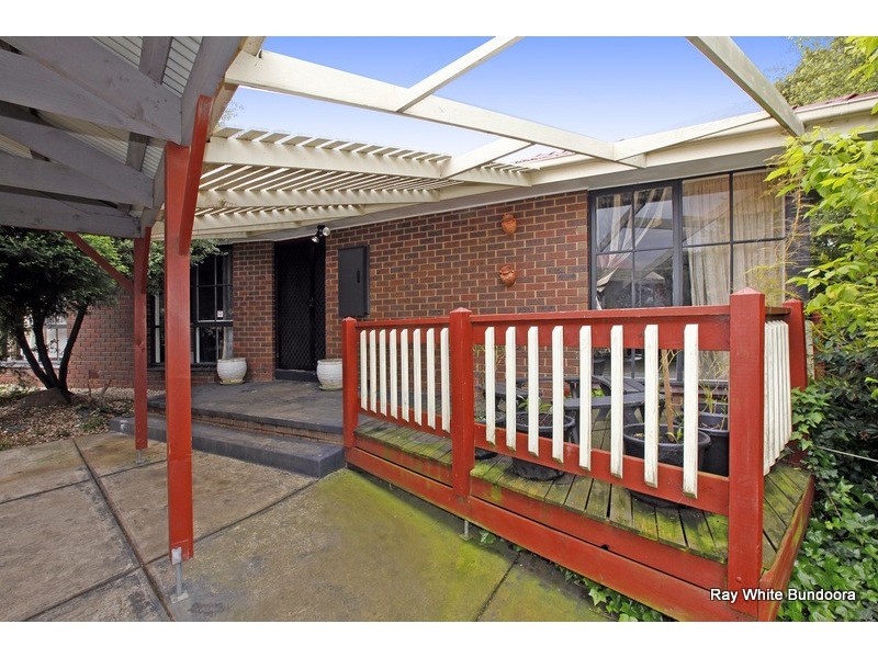 31 Buckmaster Drive, Mill Park VIC 3082