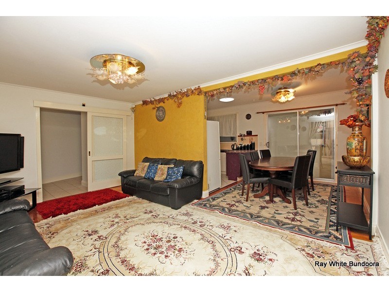 31 Buckmaster Drive, Mill Park VIC 3082