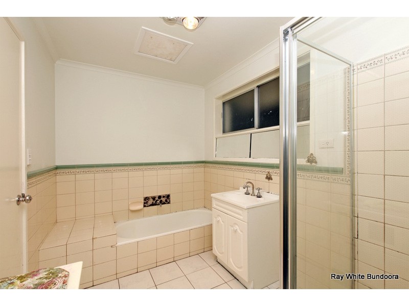 31 Buckmaster Drive, Mill Park VIC 3082
