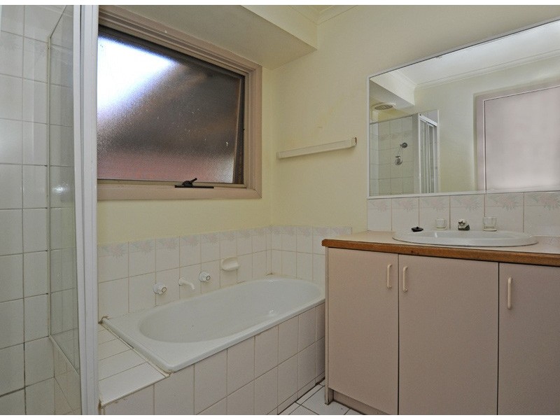 44 Tasman Drive (48 Tasman Drive), Bundoora VIC 3083