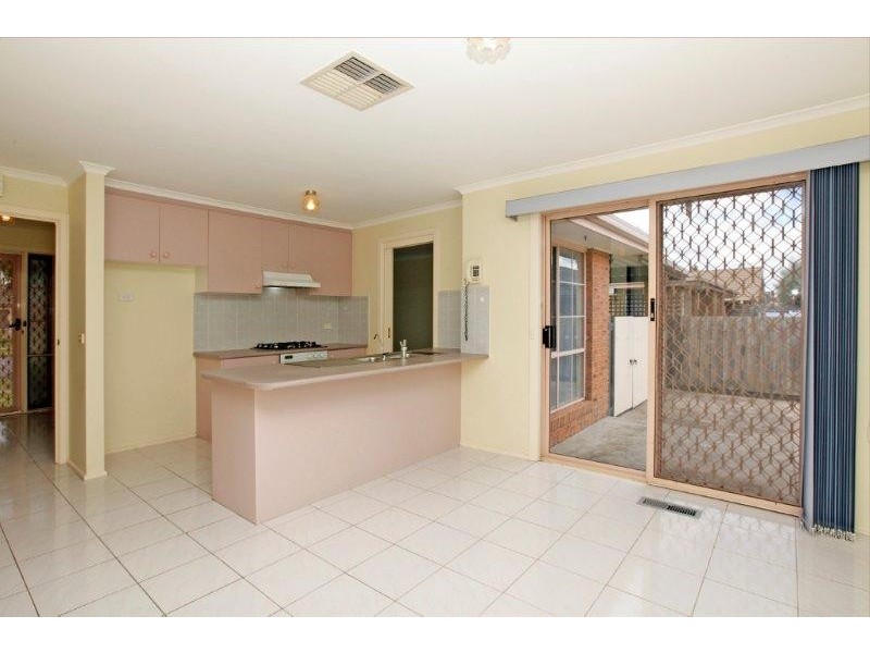 255 Betula Avenue, Mill Park VIC 3082