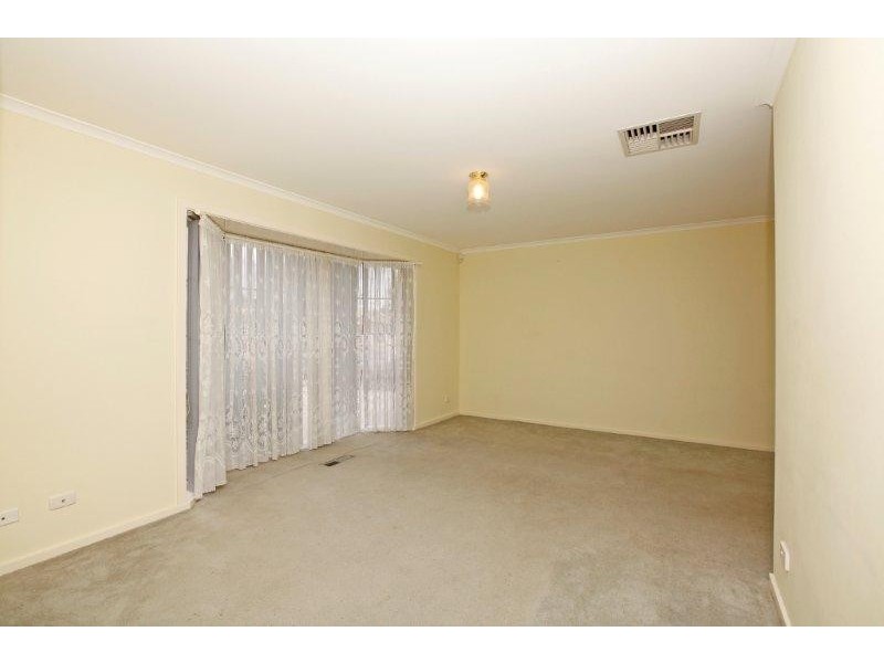 255 Betula Avenue, Mill Park VIC 3082