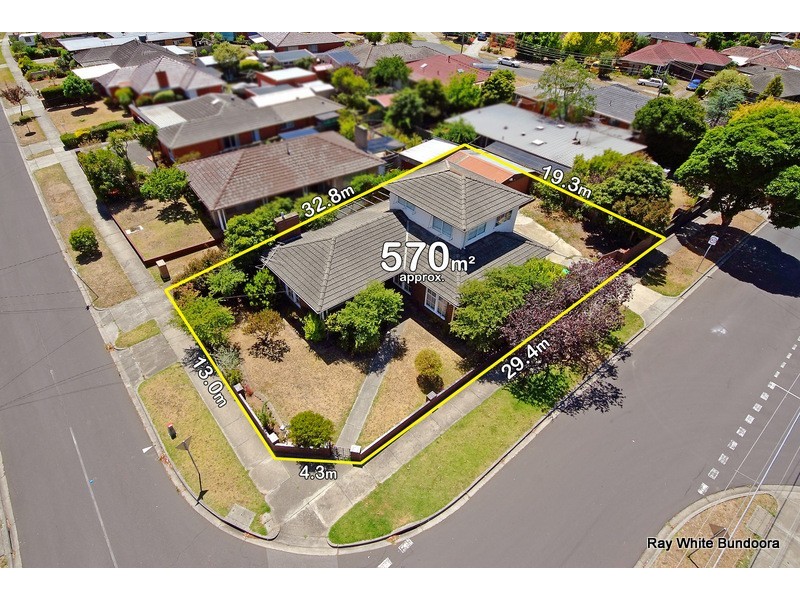 2 Maple Grove, Bundoora VIC 3083