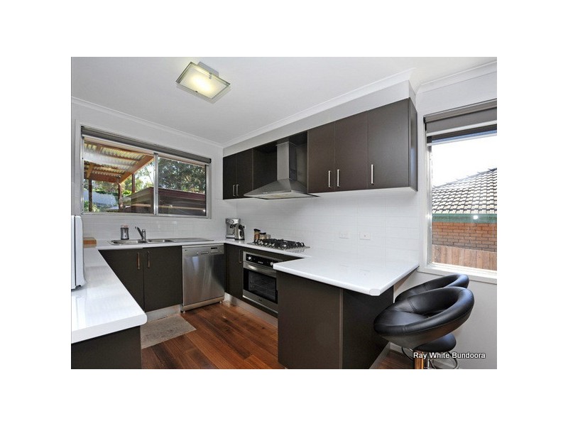 122 Holt Parade, Bundoora VIC 3083