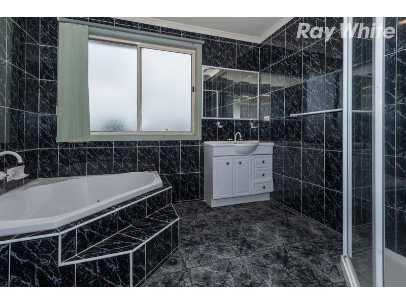 1/17 Waratah Street, Thomastown VIC 3074