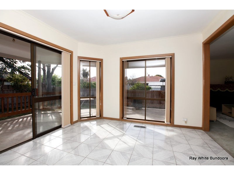 2/14 Dunne Street, Kingsbury VIC 3083