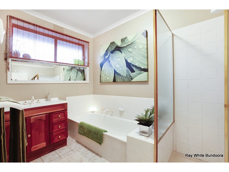 9 Alfred Court, Bundoora VIC 3083