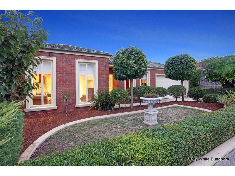 12 Mary Bryant Court, Mill Park VIC 3082