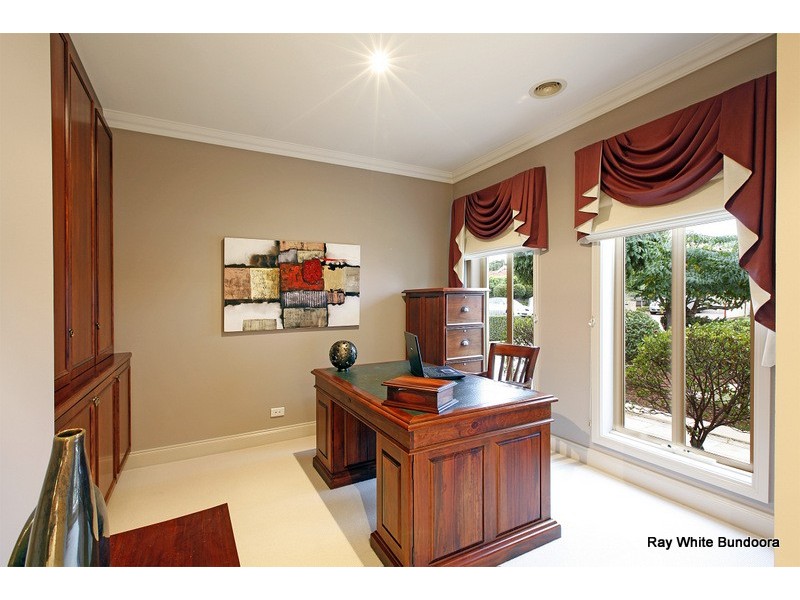 12 Mary Bryant Court, Mill Park VIC 3082