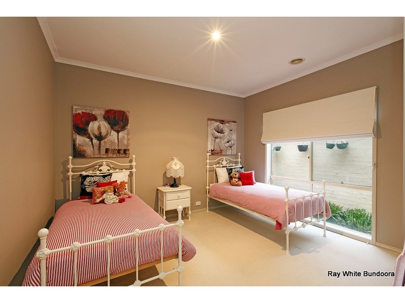 12 Mary Bryant Court, Mill Park VIC 3082