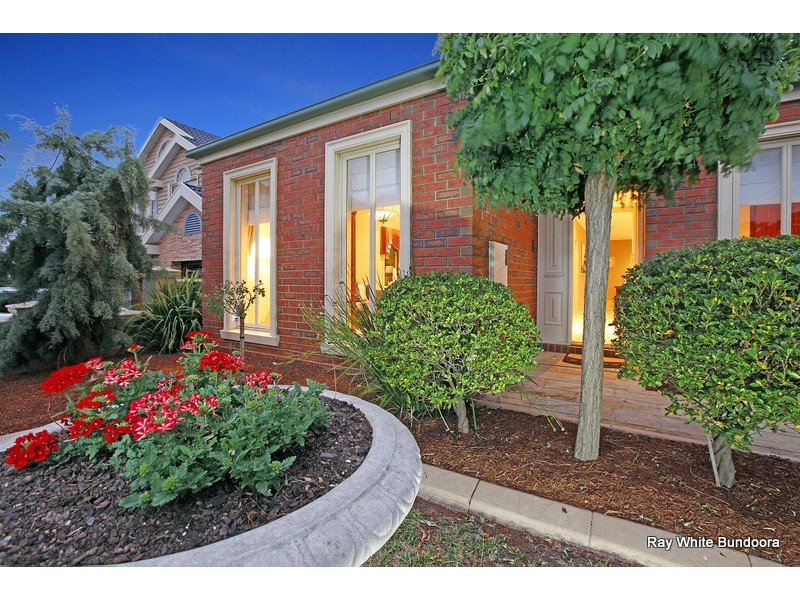 12 Mary Bryant Court, Mill Park VIC 3082