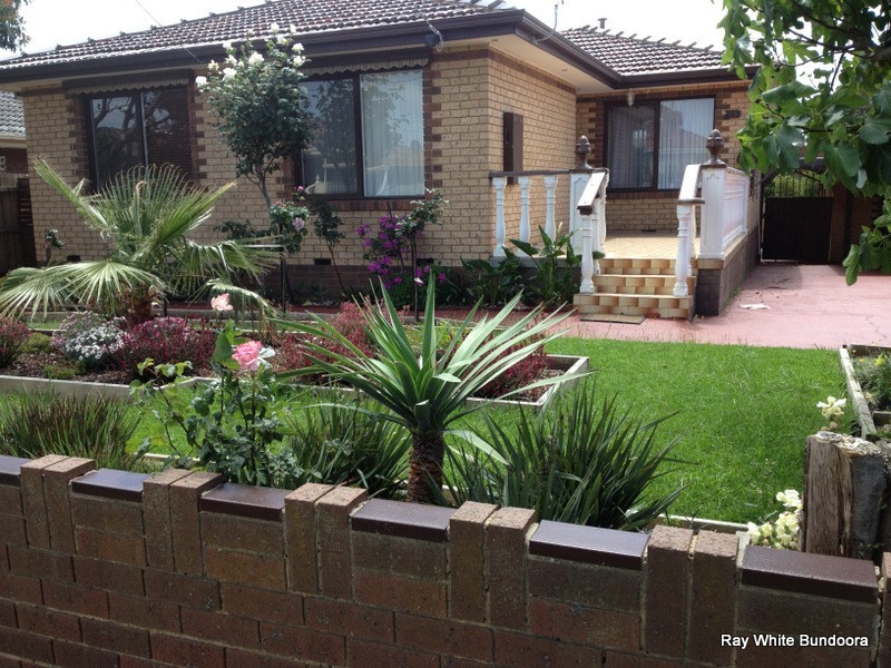 23 Carrington Boulevard, Thomastown VIC 3074
