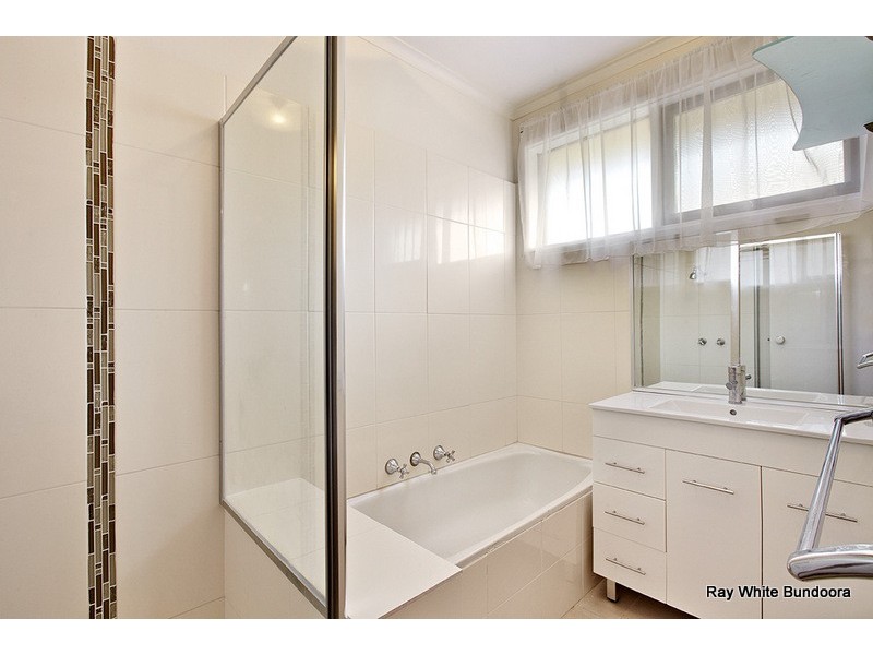 23 Carrington Boulevard, Thomastown VIC 3074