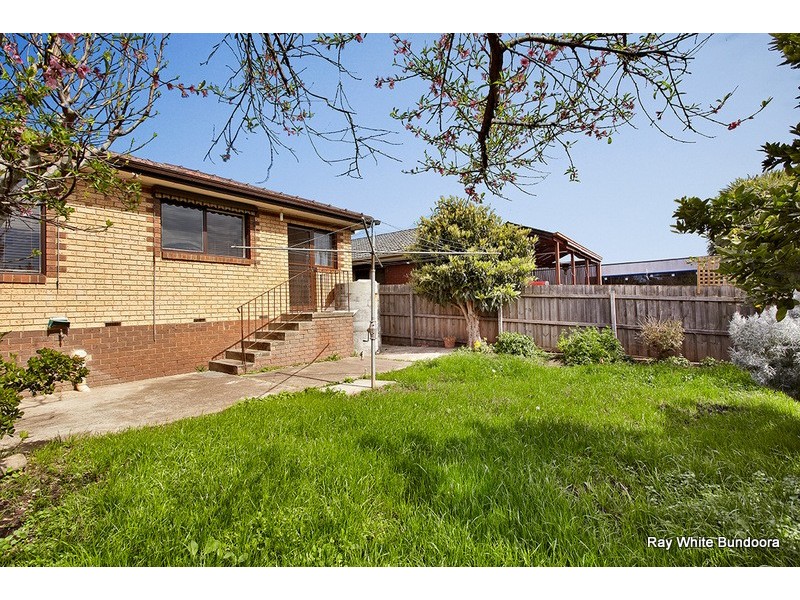 23 Carrington Boulevard, Thomastown VIC 3074