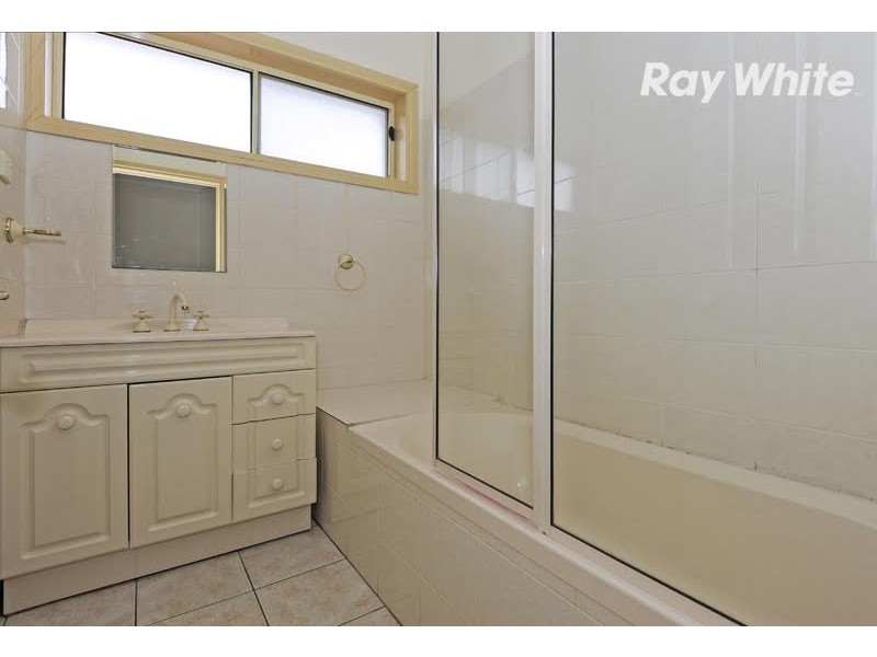 30A Hazel Grove, Pascoe Vale VIC 3044