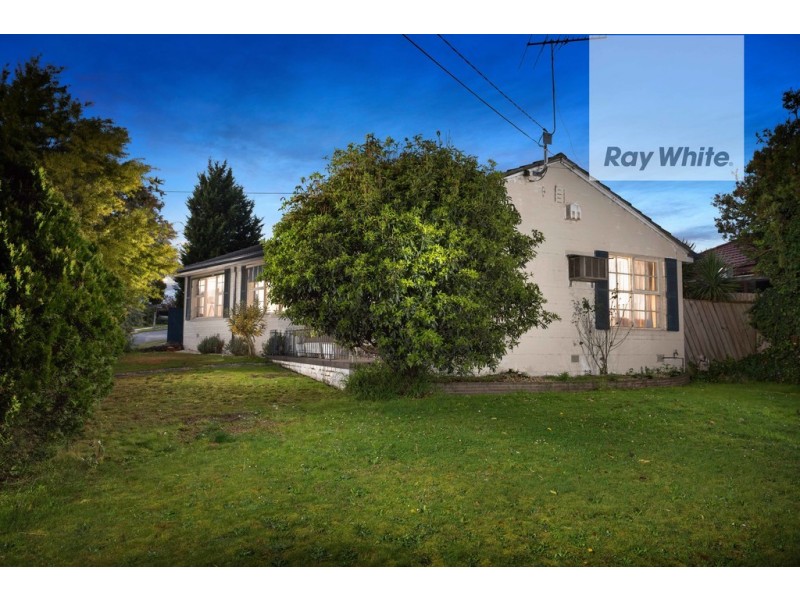 219 Greenwood Drive, Bundoora VIC 3083