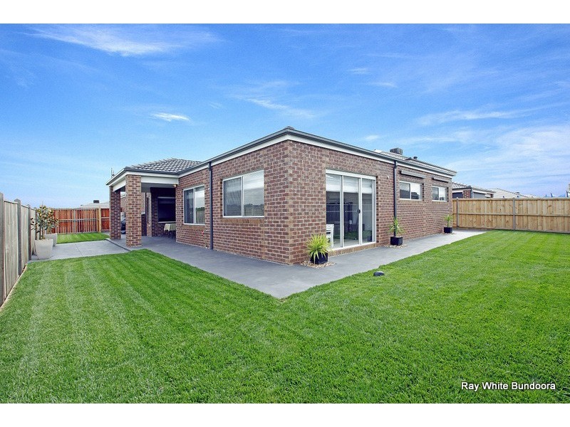 31 Wallaroo Way, Doreen VIC 3754