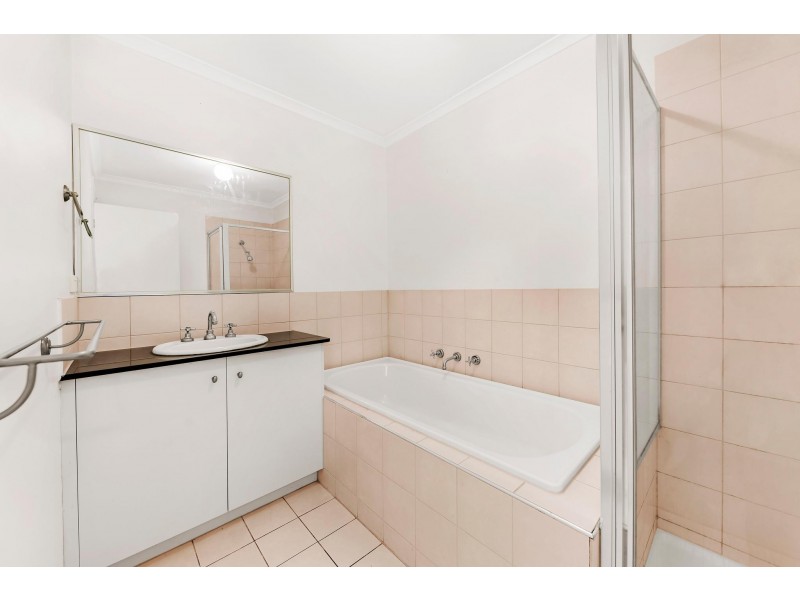 10 Sugar Gum Drive, Bundoora VIC 3083