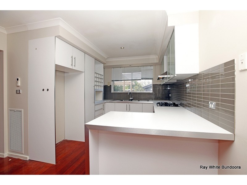 10 Kalara Close, Lalor VIC 3075