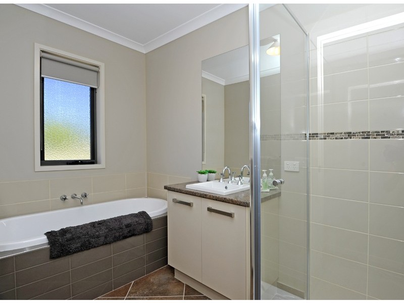 61 Fortress Road, Doreen VIC 3754
